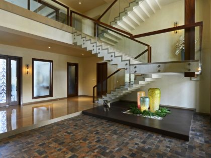 A Stunning Contemporary Villa with Open and Airy Interiors in the Khandala Valley, India by GA design (14)