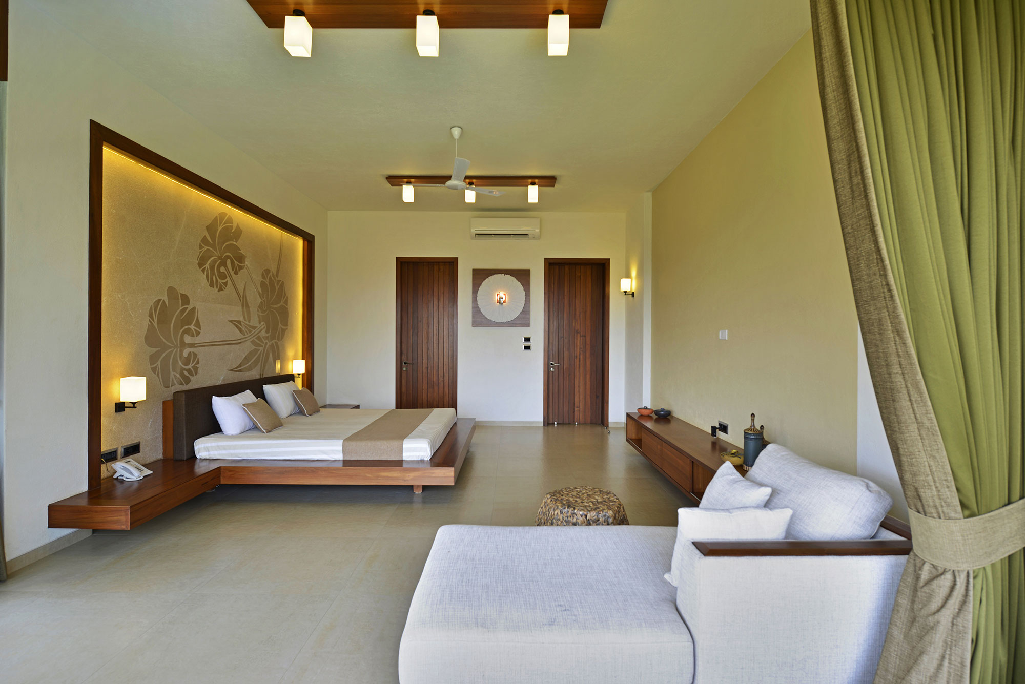 A Stunning Contemporary Villa with Open and Airy Interiors in the Khandala Valley, India by GA design (18)