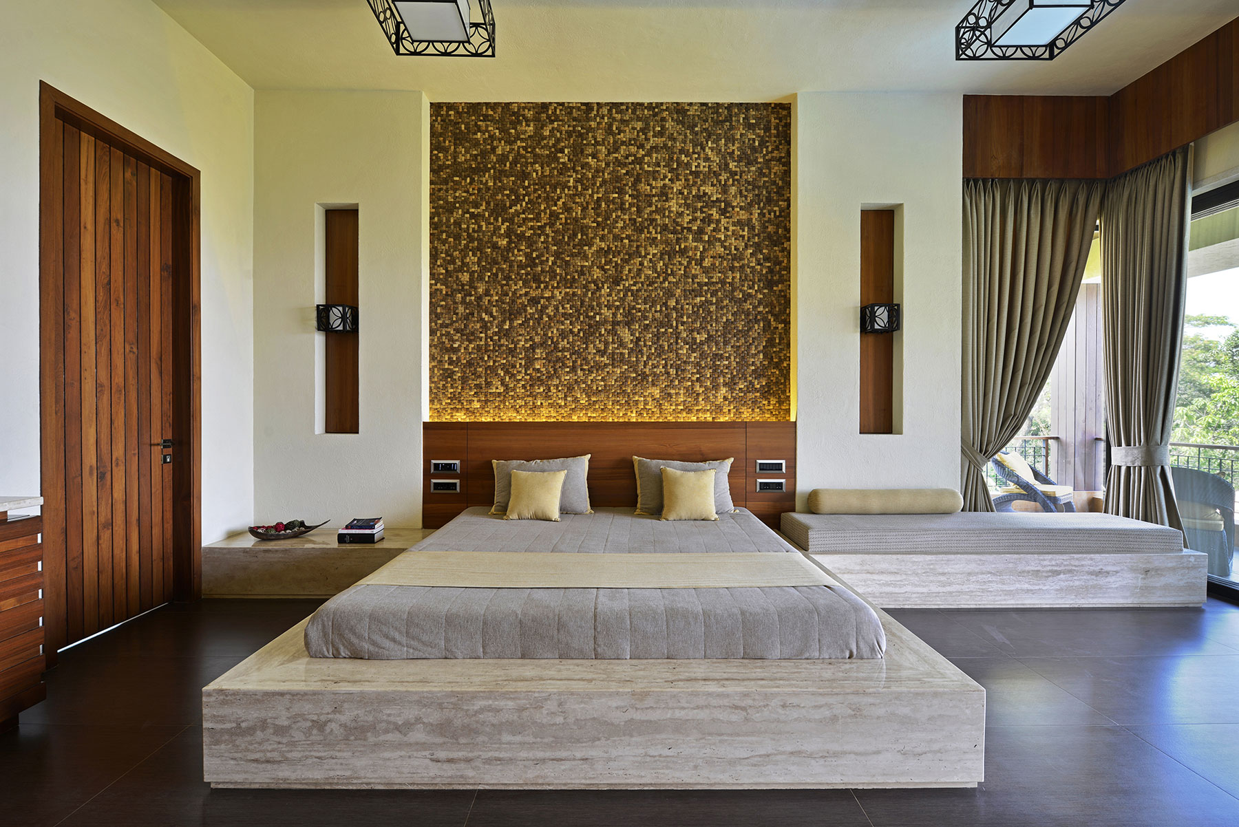 A Stunning Contemporary Villa with Open and Airy Interiors in the Khandala Valley, India by GA design (21)