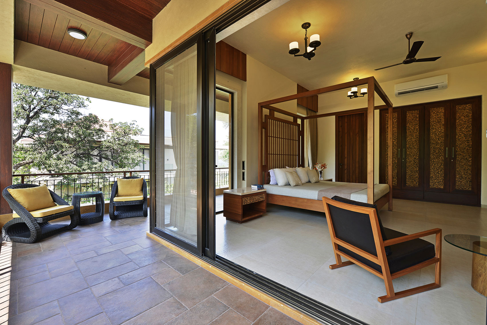 A Stunning Contemporary Villa with Open and Airy Interiors in the Khandala Valley, India by GA design (22)