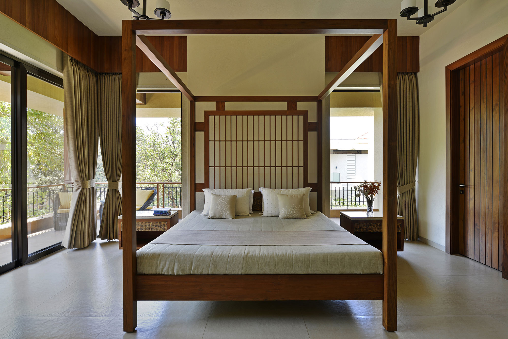 A Stunning Contemporary Villa with Open and Airy Interiors in the Khandala Valley, India by GA design (23)