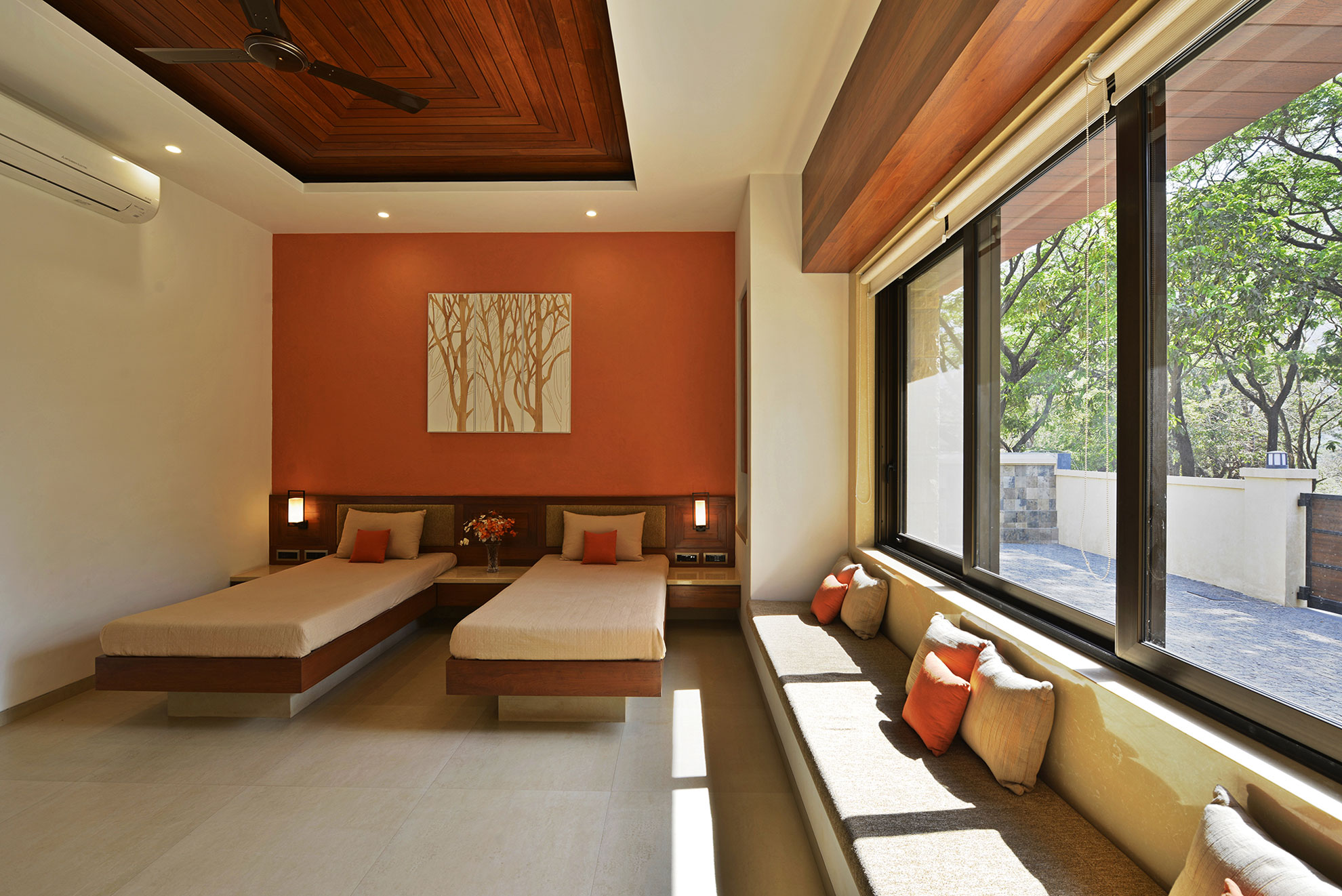 A Stunning Contemporary Villa with Open and Airy Interiors in the Khandala Valley, India by GA design (25)