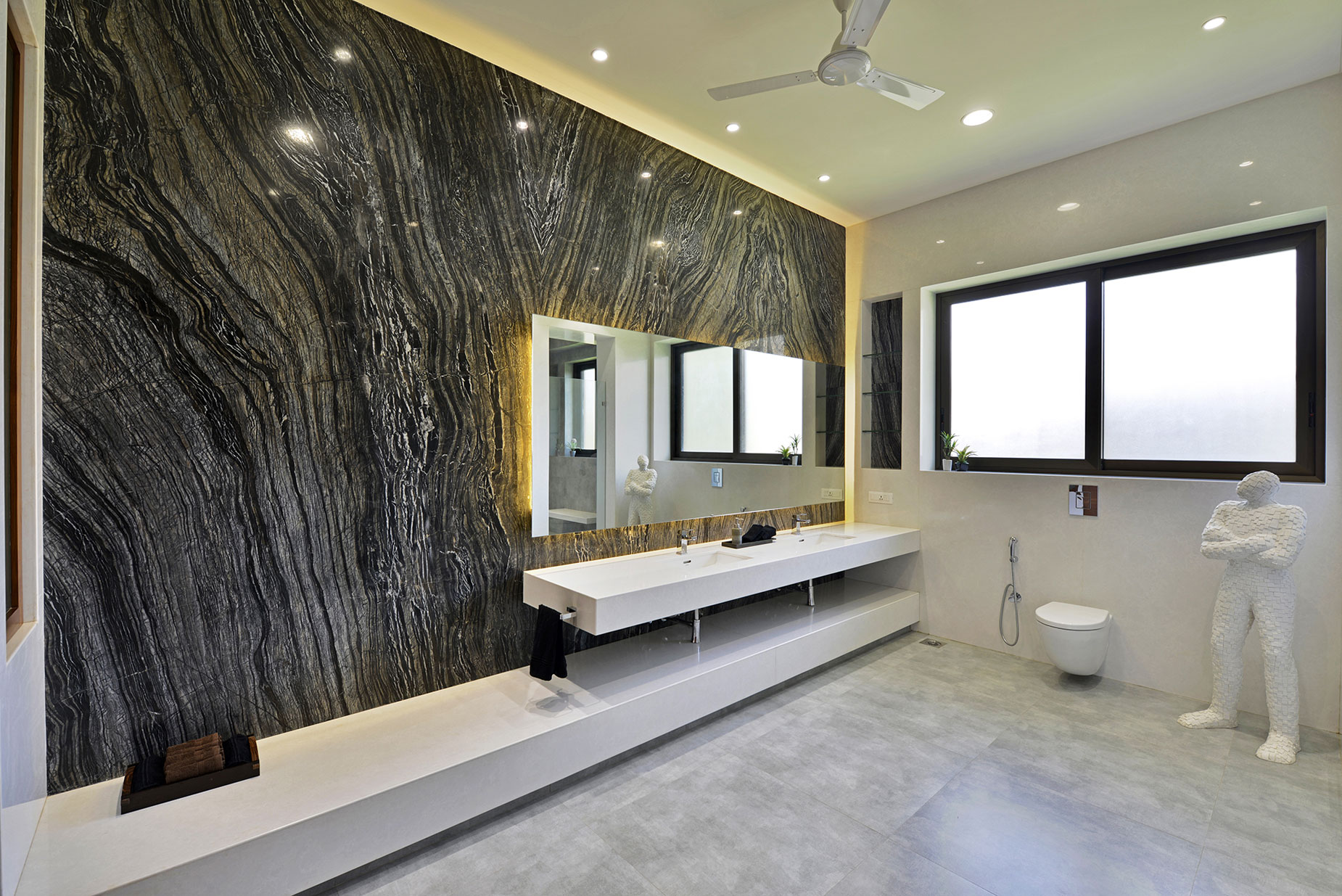 A Stunning Contemporary Villa with Open and Airy Interiors in the Khandala Valley, India by GA design (29)