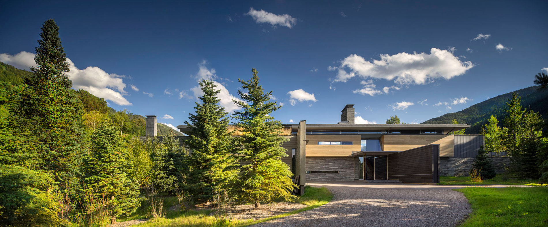 A Stunning Modern Home with Wonderful Views Over the Rocky Mountains in Aspen, Colorado by Bohlin Cywinski Jackson (2)