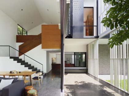 A Stunning Modern Tropical House in the Suburbs of Bangkok, Thailand by Ayutt and Associates Design (11)