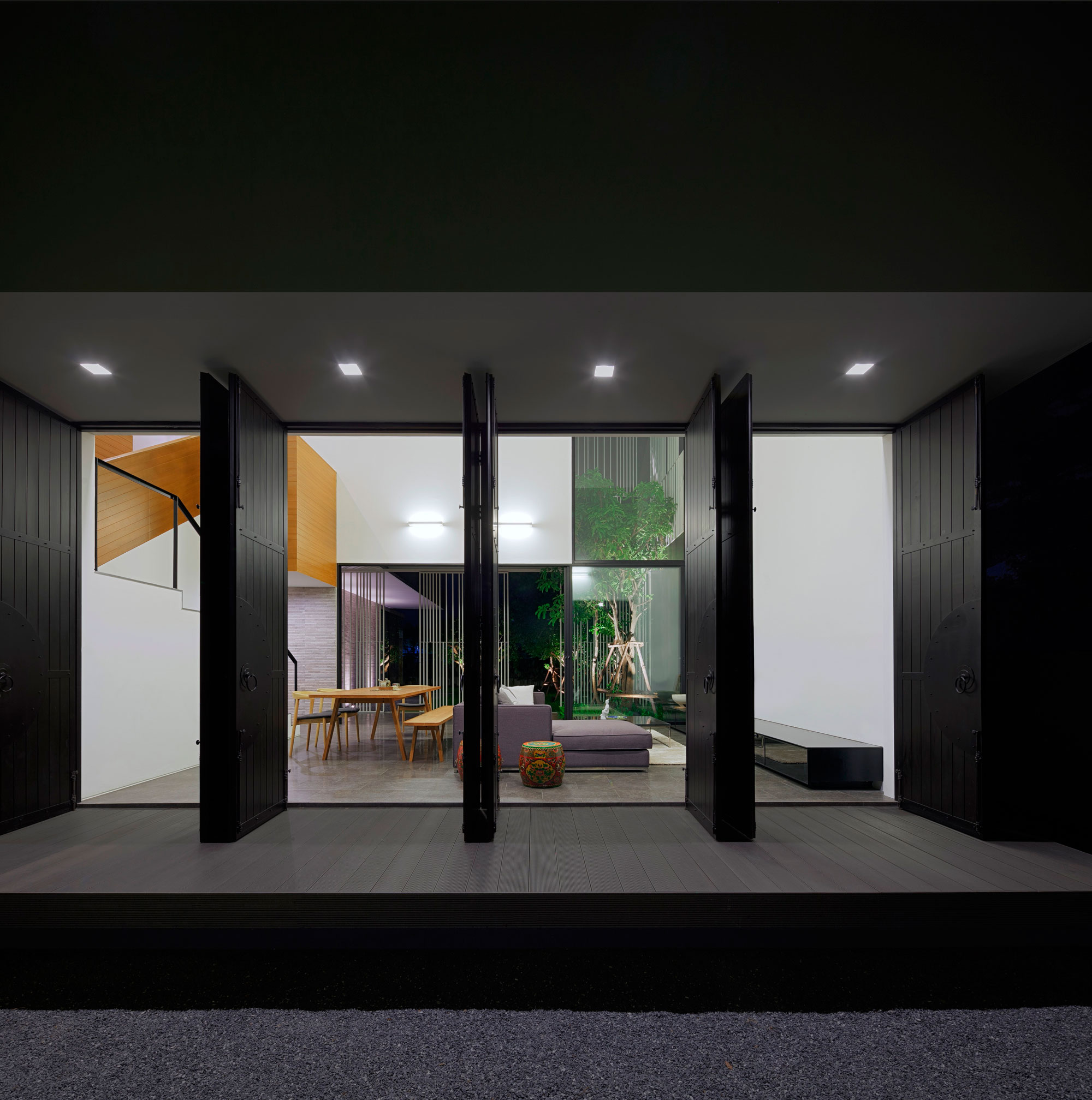 A Stunning Modern Tropical House in the Suburbs of Bangkok, Thailand by Ayutt and Associates Design (25)
