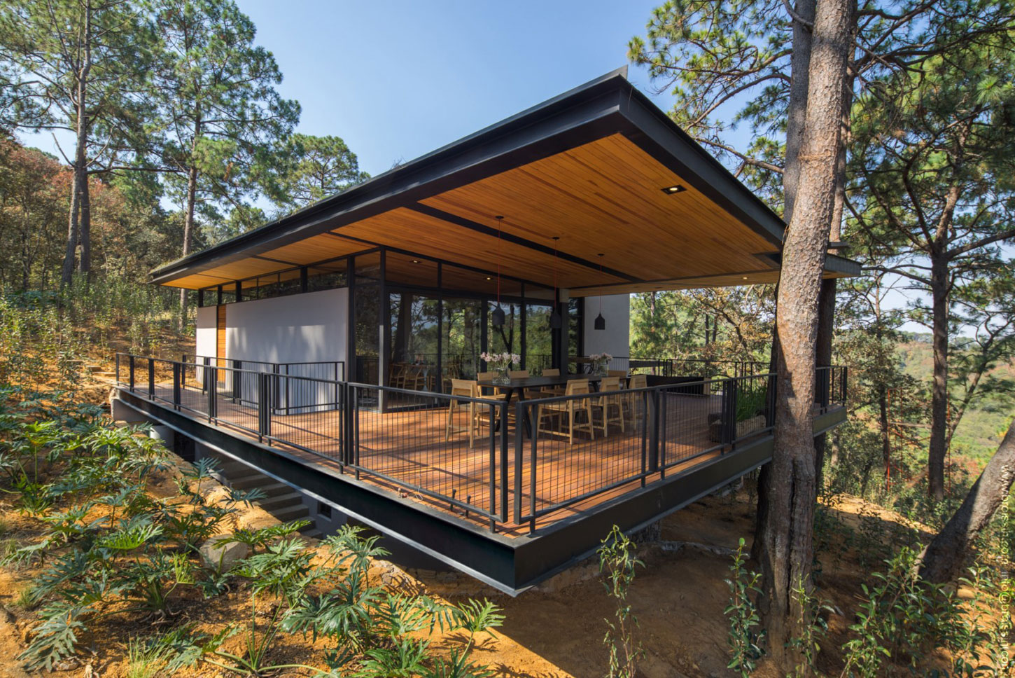 A Stunning Woodland Home Under the Trees in Avándaro, México by BROISSINarchitects (1)