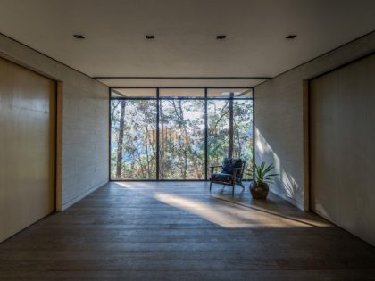 A Stunning Woodland Home Under the Trees in Avándaro, México by BROISSINarchitects (13)