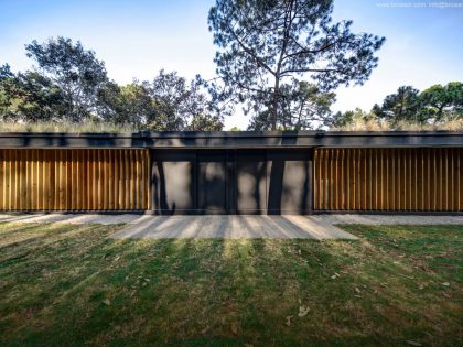 A Stunning Woodland Home Under the Trees in Avándaro, México by BROISSINarchitects (8)