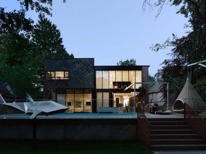 A Stunning and Elegant Contemporary House with Beautiful Landscape in South Mississauga by Prototype Design Lab (11)