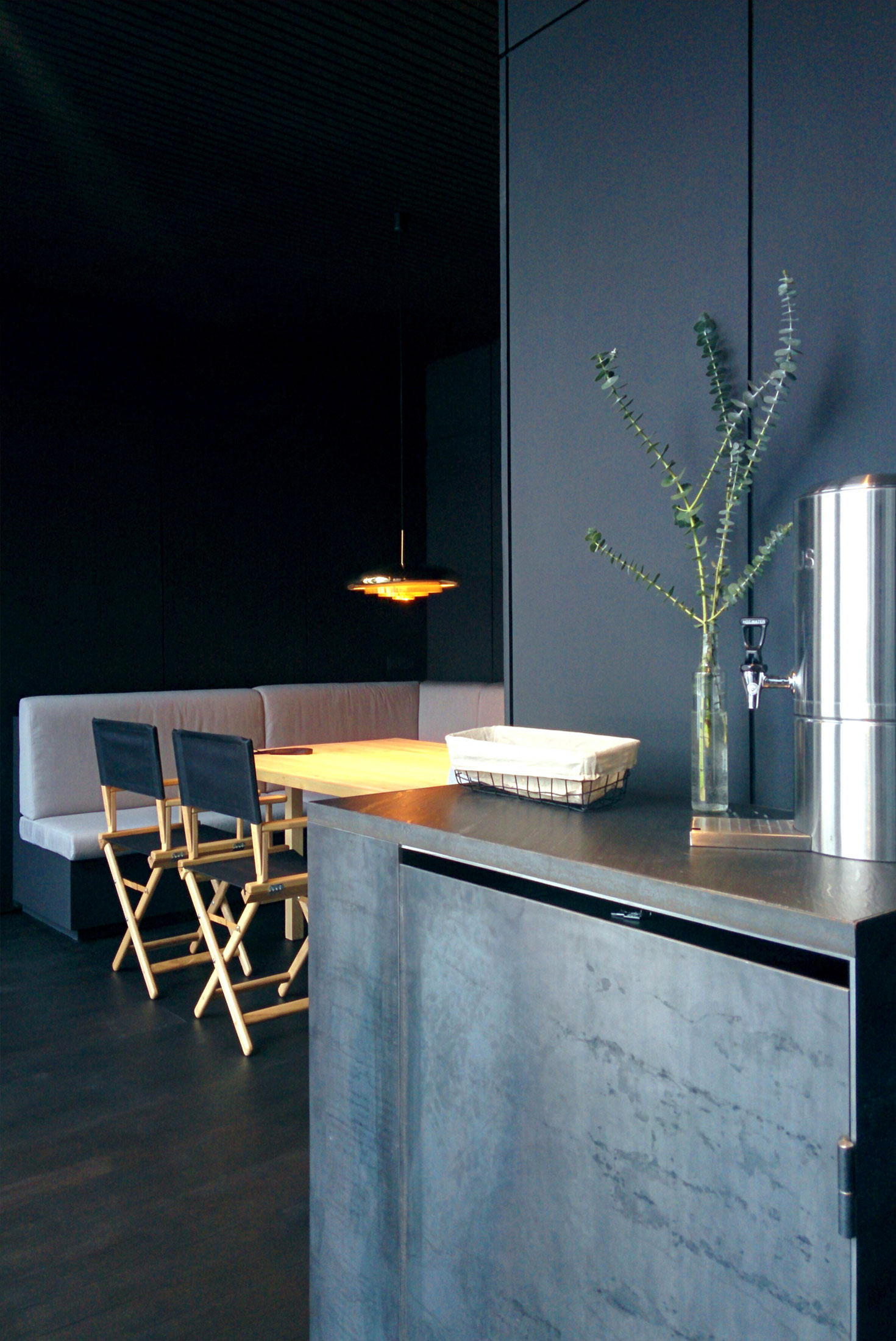 A Stunning and Sophisticated Guest Home in Moscow, Russia by FAS(t) Architects (10)