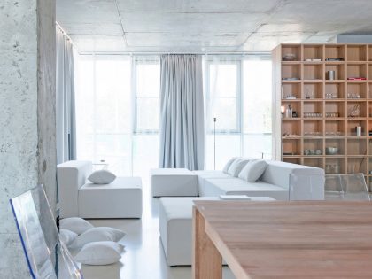 A Stylish Apartment with Concrete Walls and Glass Elements in Moscow, Russia by ARCH (18)