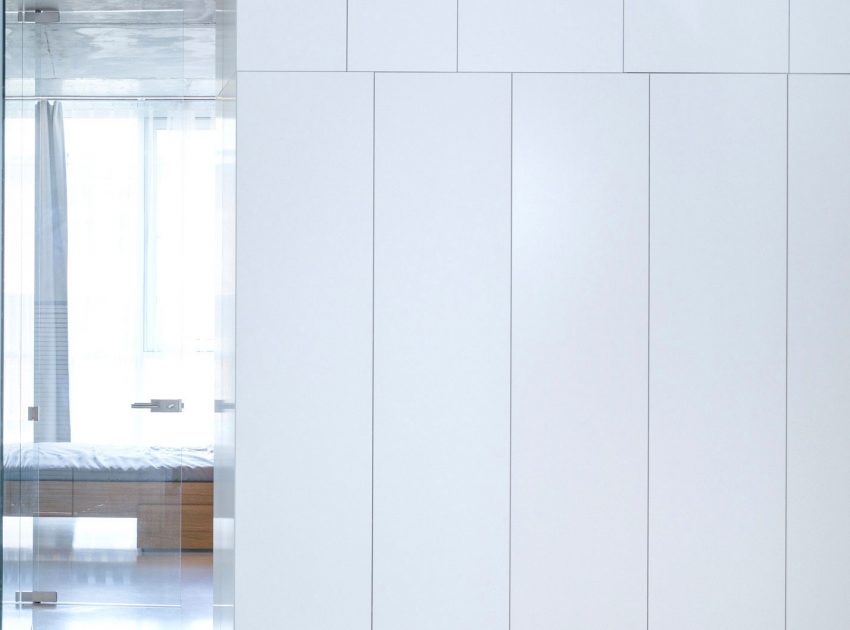 A Stylish Apartment with Concrete Walls and Glass Elements in Moscow, Russia by ARCH (19)