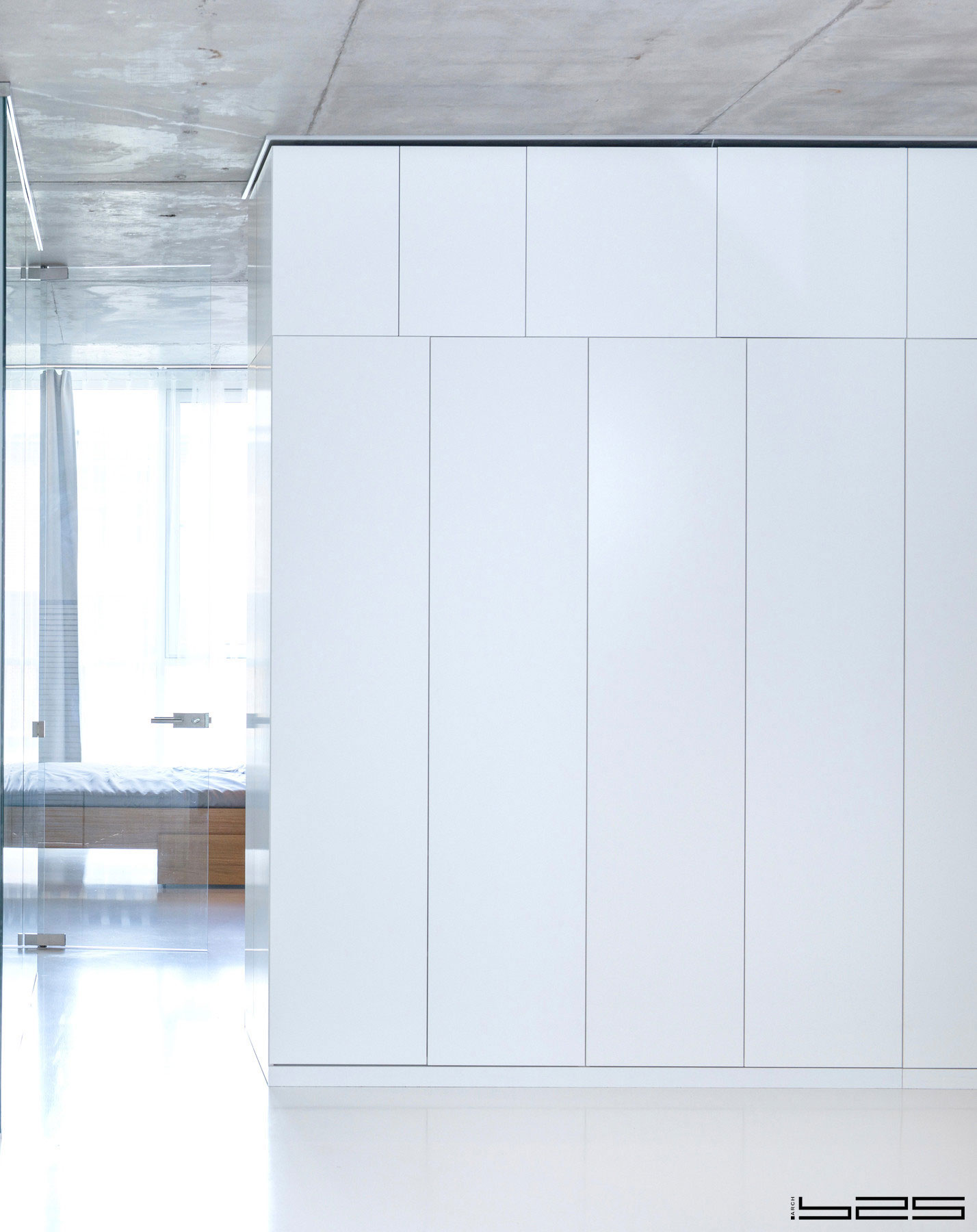 A Stylish Apartment with Concrete Walls and Glass Elements in Moscow, Russia by ARCH (19)