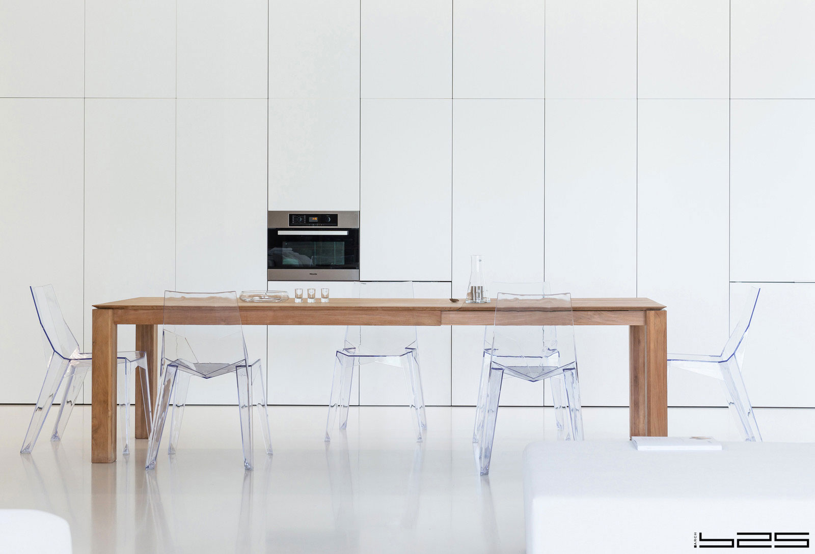 A Stylish Apartment with Concrete Walls and Glass Elements in Moscow, Russia by ARCH (8)