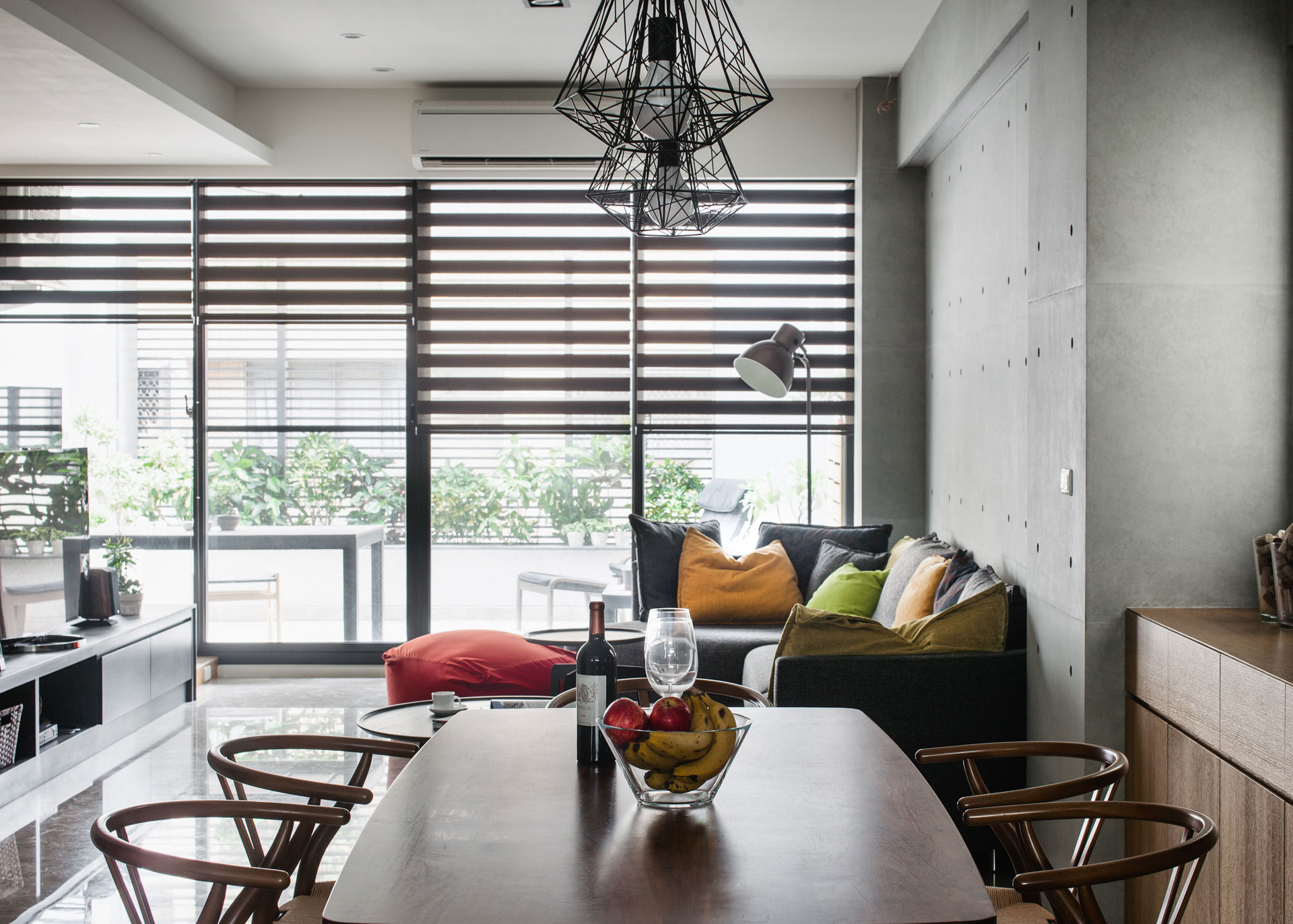 A Stylish Contemporary Apartment in Kaohsiung City, Taiwan by PMD (18)
