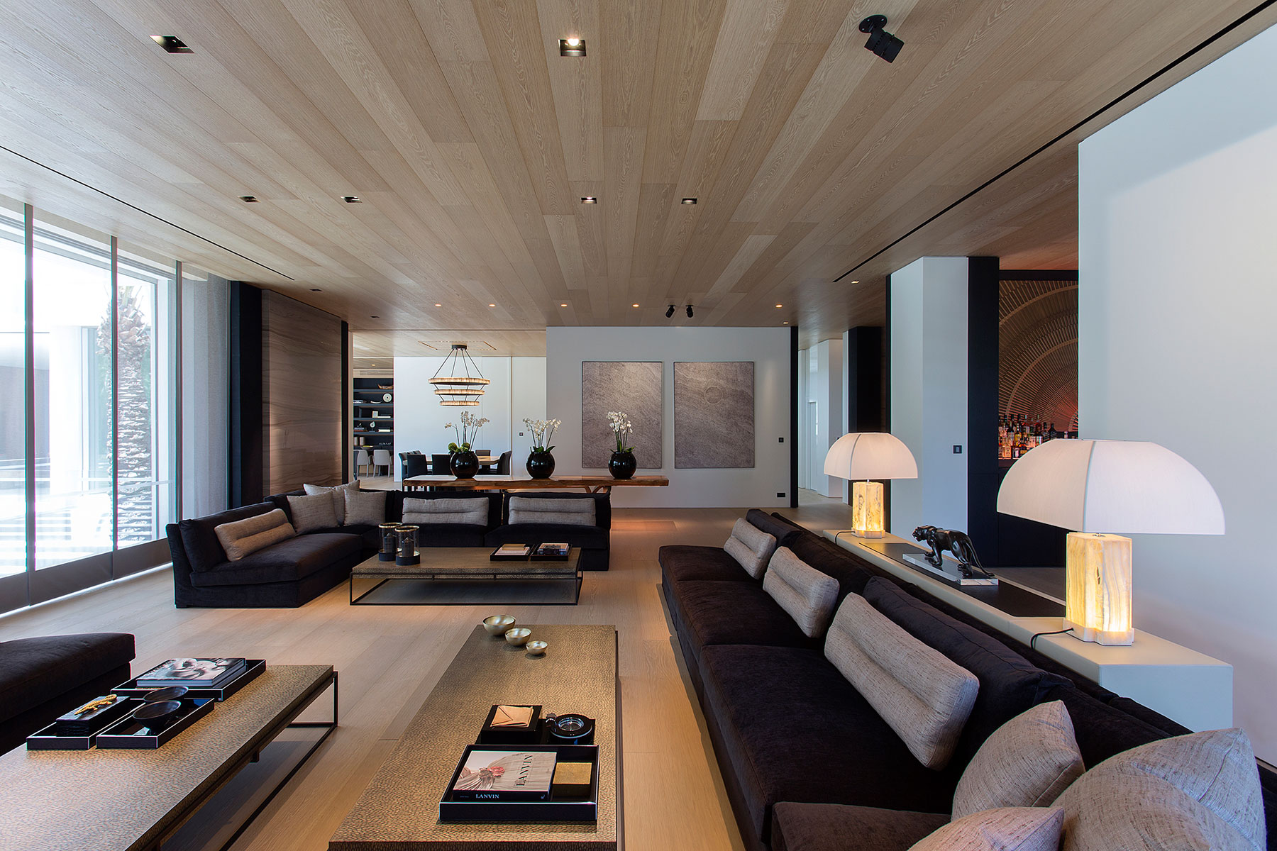 A Stylish Contemporary Home Drenched in Natural Light in Athens, Greece by Moustroufis Architects (9)