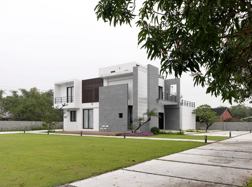 A Stylish Contemporary Home Full of Elegant Simplicity in Yun-Lin County, Taiwan by MORI design (1)