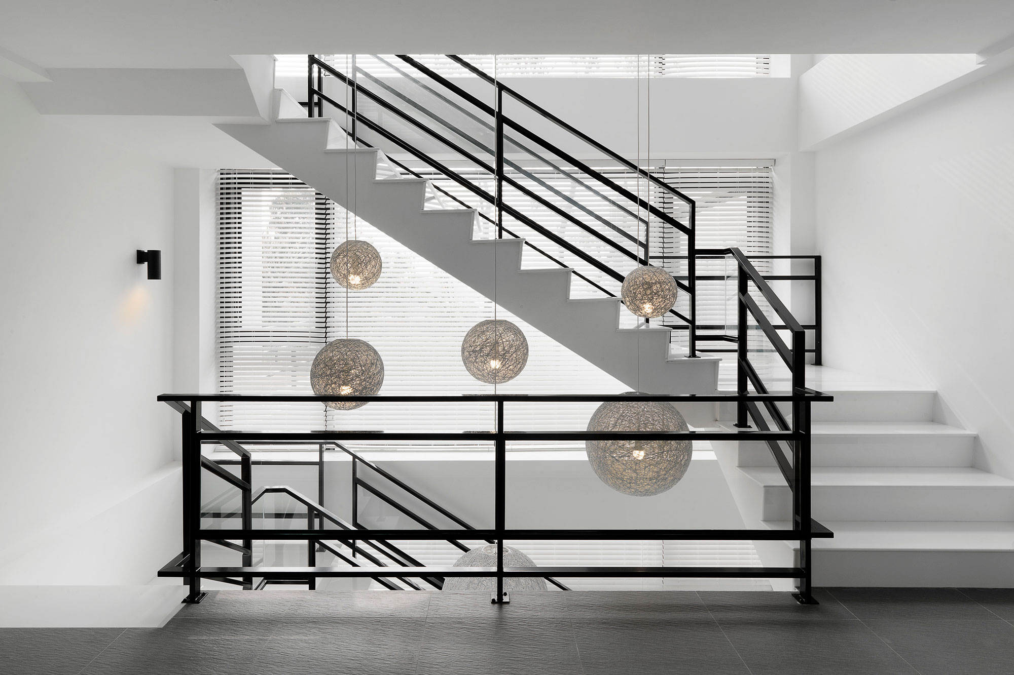 A Stylish Contemporary Home Full of Elegant Simplicity in Yun-Lin County, Taiwan by MORI design (36)