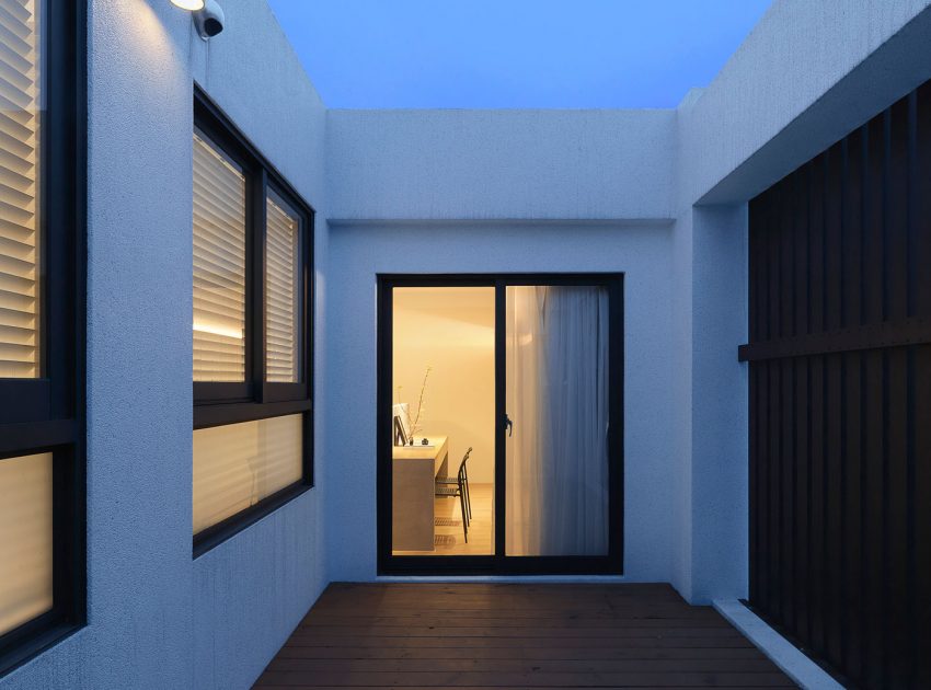 A Stylish Contemporary Home Full of Elegant Simplicity in Yun-Lin County, Taiwan by MORI design (50)