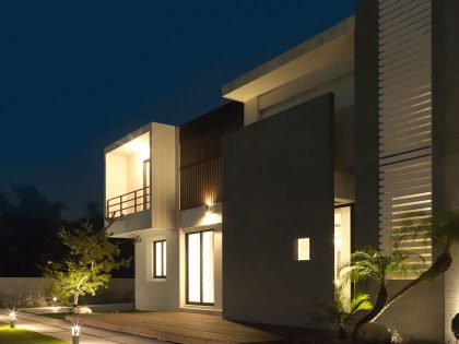 A Stylish Contemporary Home Full of Elegant Simplicity in Yun-Lin County, Taiwan by MORI design (54)