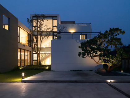 A Stylish Contemporary Home Full of Elegant Simplicity in Yun-Lin County, Taiwan by MORI design (56)