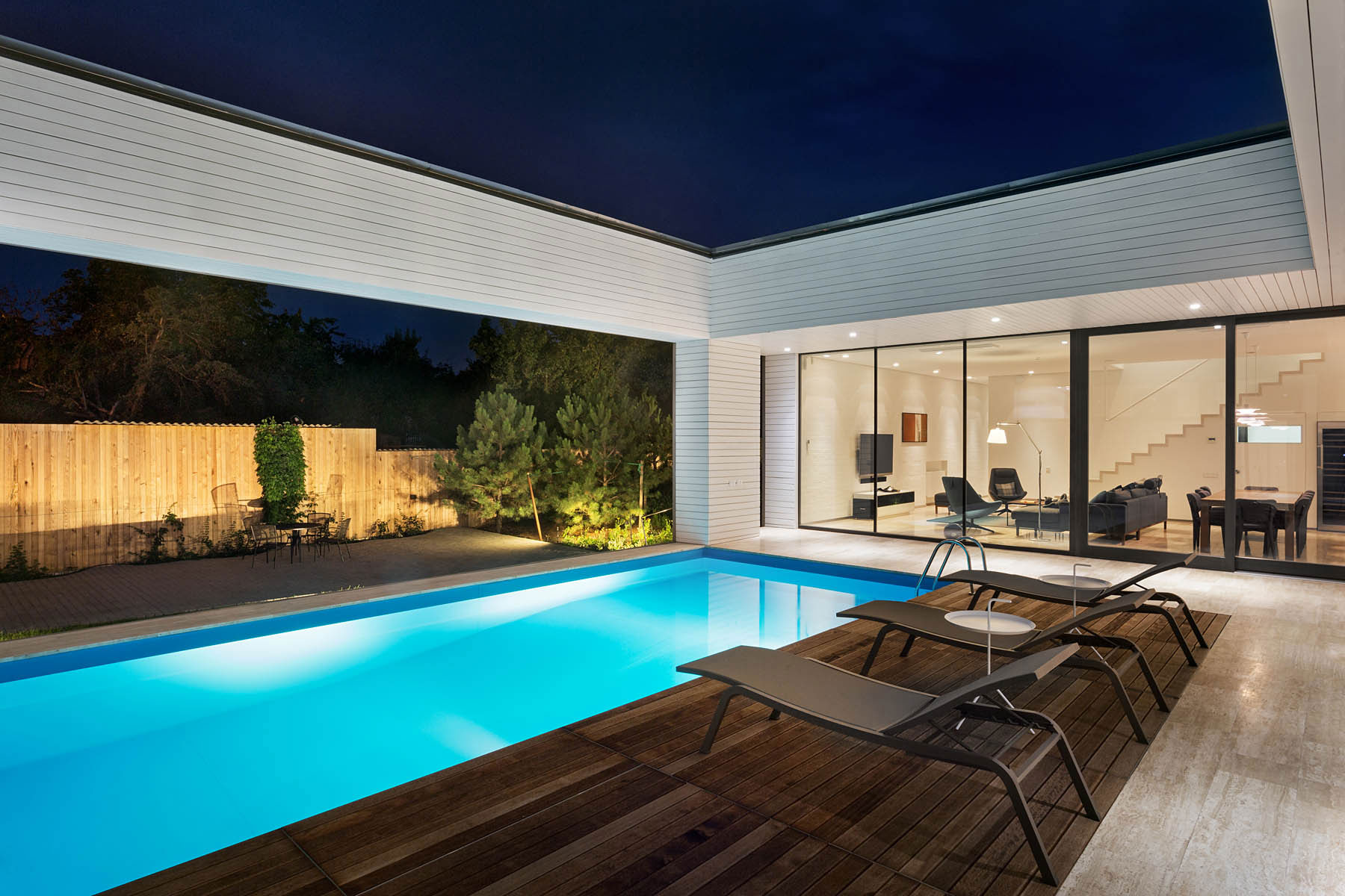 A Stylish Contemporary Home Perched on a Hill in Kharkiv, Ukraine by Oleg Drozdov (12)