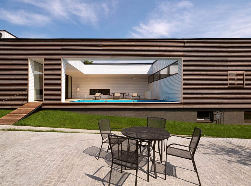 A Stylish Contemporary Home Perched on a Hill in Kharkiv, Ukraine by Oleg Drozdov (3)