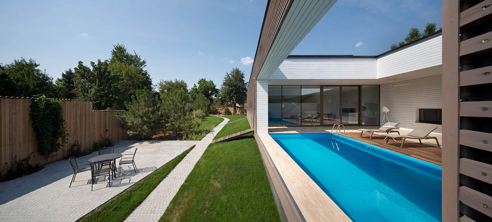 A Stylish Contemporary Home Perched on a Hill in Kharkiv, Ukraine by Oleg Drozdov (5)