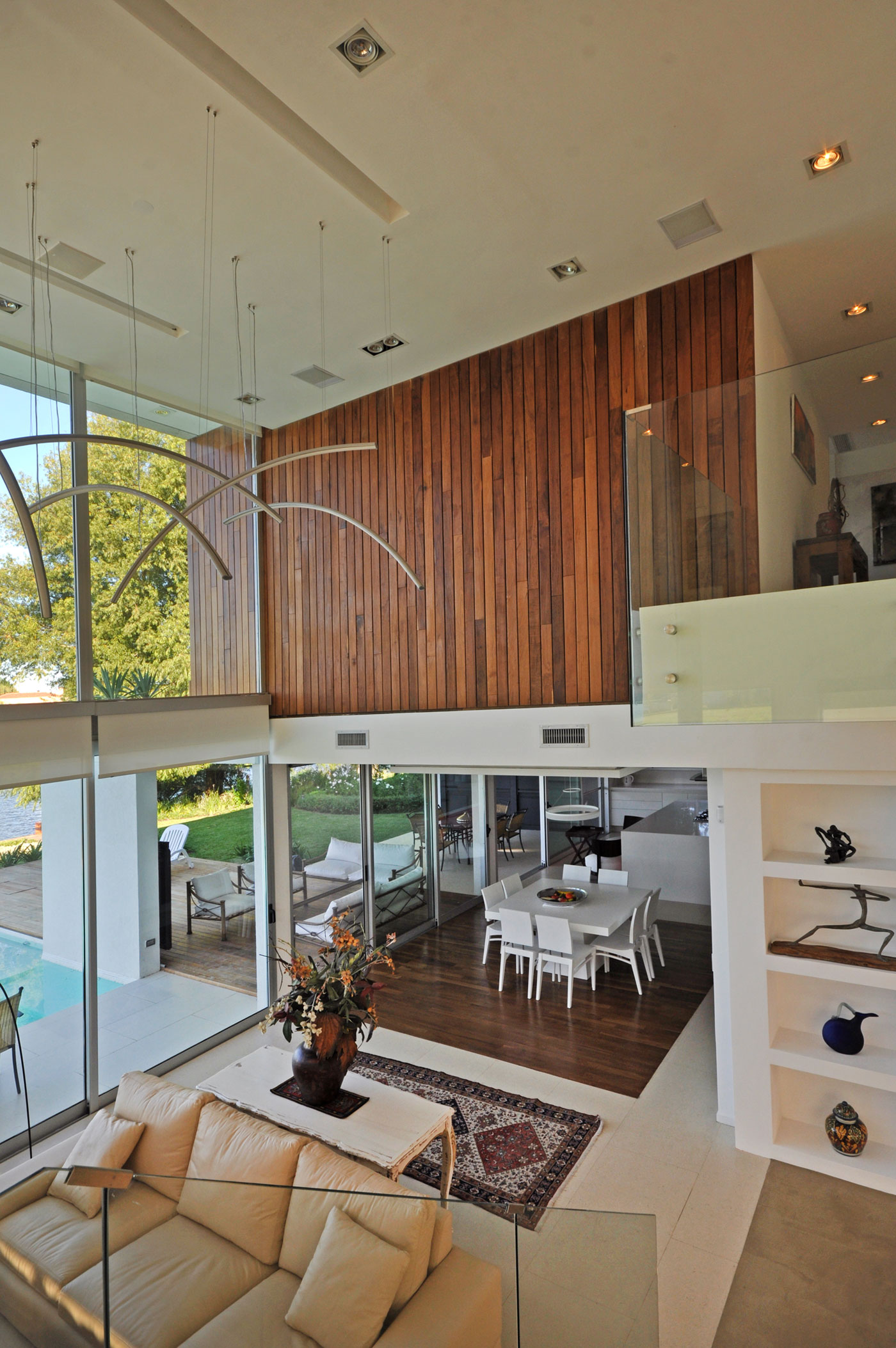 A Stylish Contemporary Home with Exquisite Taste in Tigre, Buenos Aires by Vanguarda Architects (10)