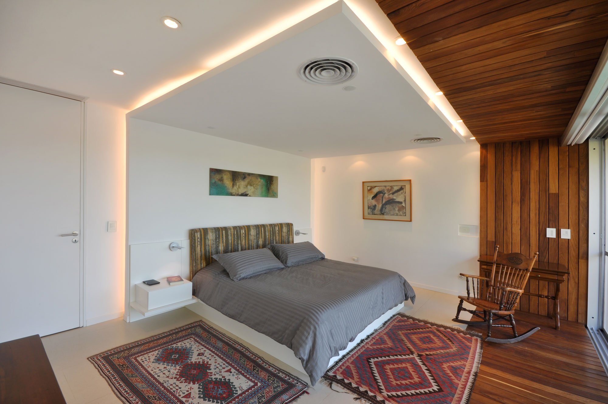 A Stylish Contemporary Home with Exquisite Taste in Tigre, Buenos Aires by Vanguarda Architects (12)