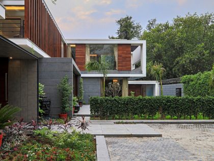 A Stylish Contemporary Home with Spacious Interiors in Chhatarpur, India by DADA & Partners (3)