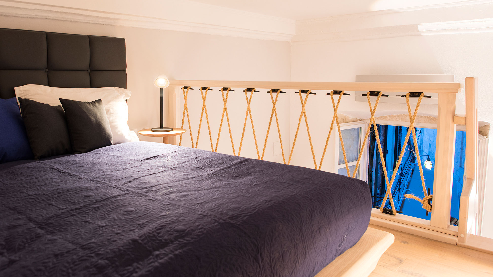 A Stylish Contemporary Home with Warm Atmosphere in Dubrovnik, Croatia by FO4A Architecture (12)