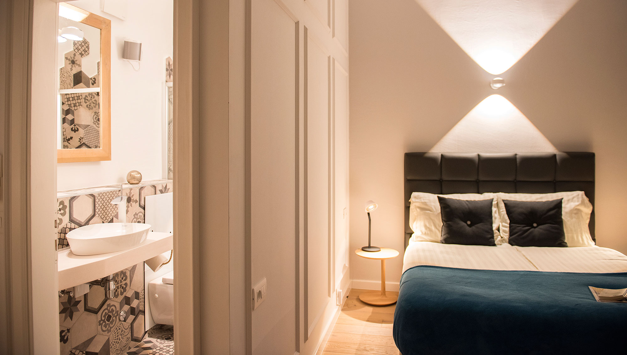 A Stylish Contemporary Home with Warm Atmosphere in Dubrovnik, Croatia by FO4A Architecture (15)