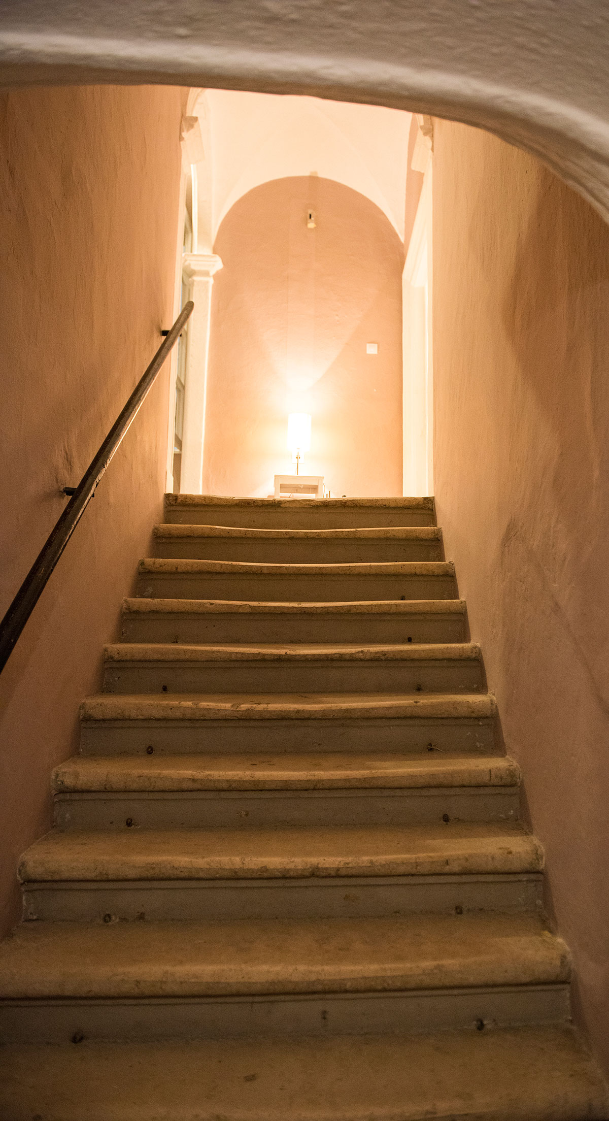 A Stylish Contemporary Home with Warm Atmosphere in Dubrovnik, Croatia by FO4A Architecture (21)