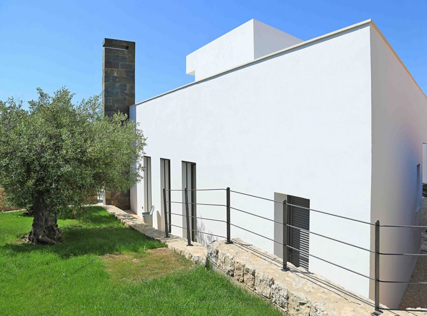 A Stylish Contemporary House in the Mediterranean Island of Mallorca, Spain by Andreas Hummel Architekt (5)