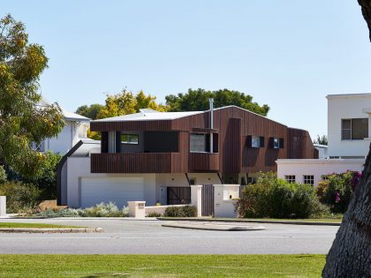 A Stylish Contemporary House with Stunning Character in Mosman Bay, Australia by Iredale Pedersen Hook Architects (2)