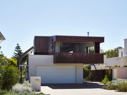 A Stylish Contemporary House with Stunning Character in Mosman Bay, Australia by Iredale Pedersen Hook Architects (3)