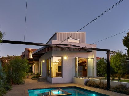 A Stylish Contemporary House with Stunning Character in Mosman Bay, Australia by Iredale Pedersen Hook Architects (35)