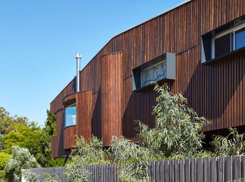 A Stylish Contemporary House with Stunning Character in Mosman Bay, Australia by Iredale Pedersen Hook Architects (5)