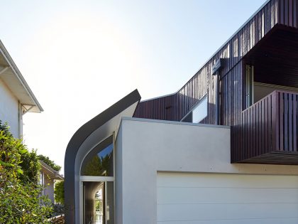 A Stylish Contemporary House with Stunning Character in Mosman Bay, Australia by Iredale Pedersen Hook Architects (8)