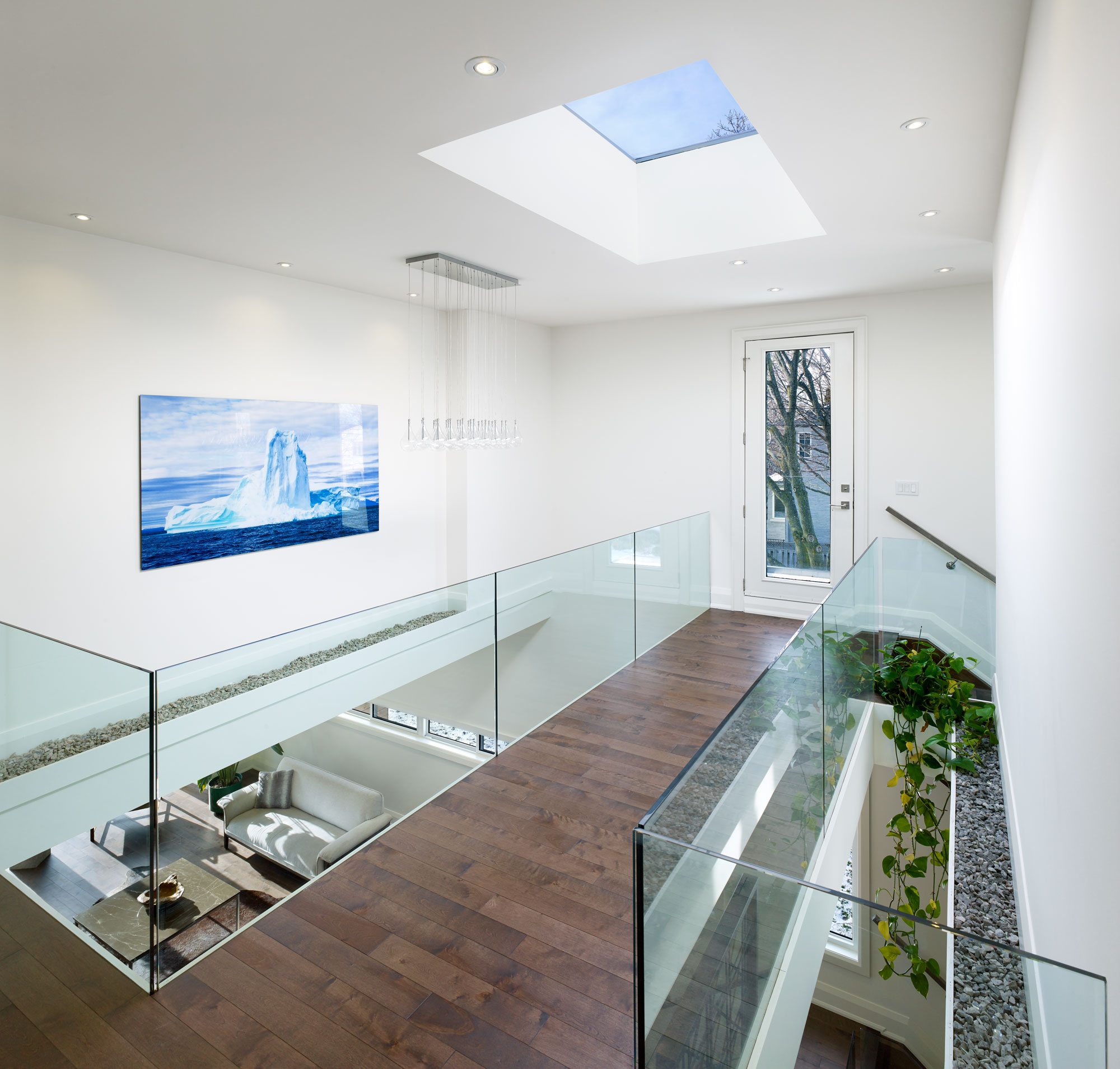 A Stylish Single-Family Home with Charm and Character in Toronto, Canada by Alva Roy Architects (8)