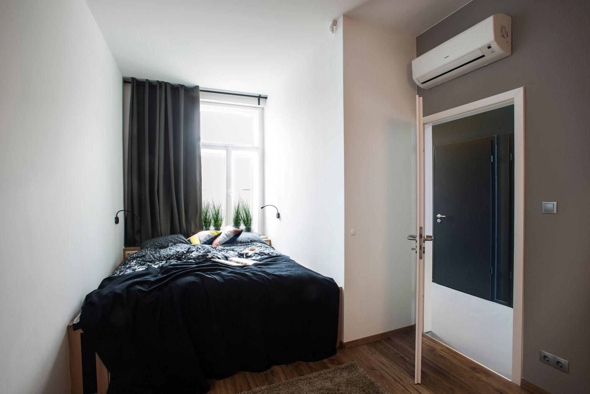 A Stylish Modern Two-Bedroom Apartment with Industrial Features in Budapest, Hungary by Gasparbonta (13)