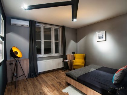 A Stylish Modern Two-Bedroom Apartment with Industrial Features in Budapest, Hungary by Gasparbonta (20)