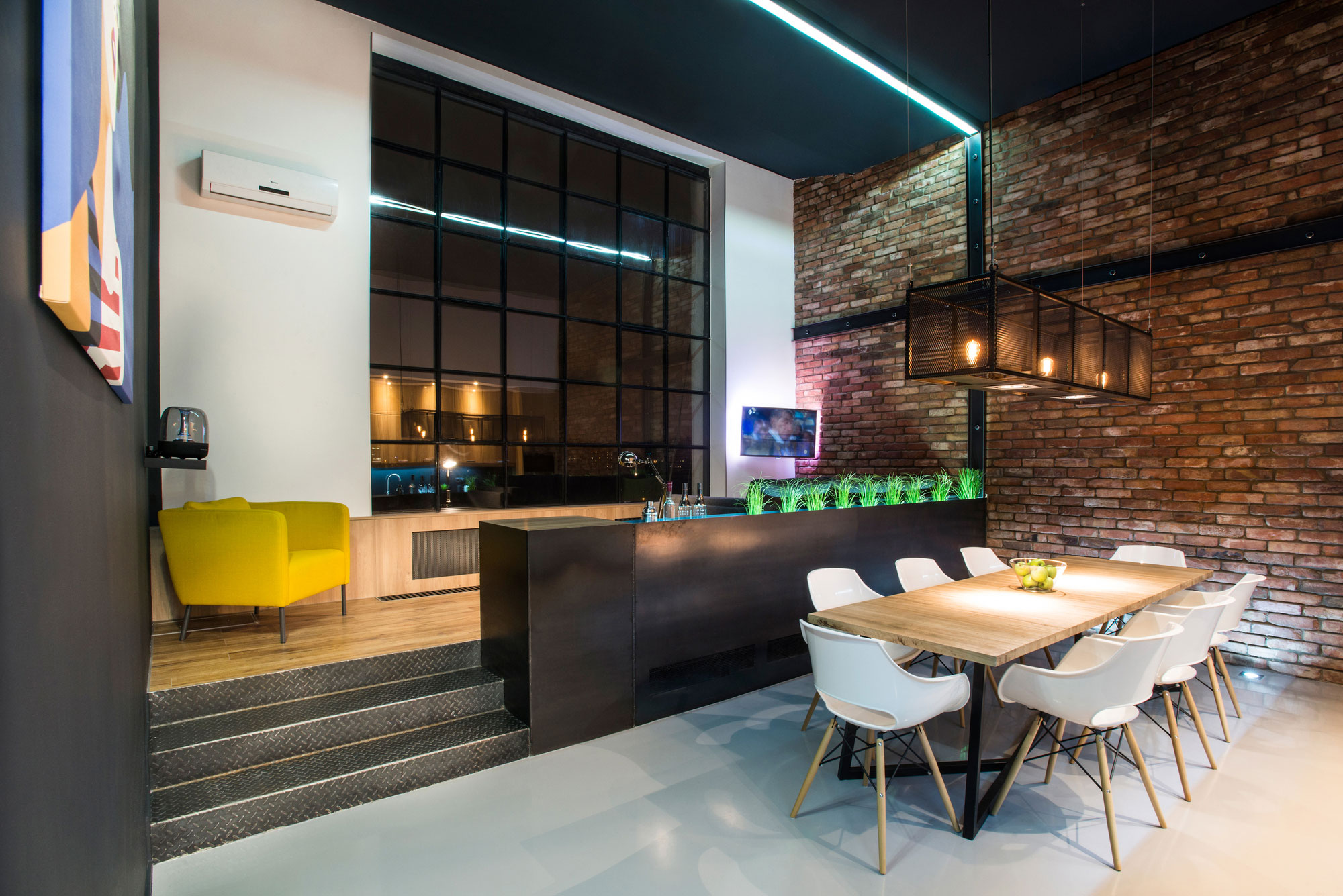 A Stylish Modern Two-Bedroom Apartment with Industrial Features in Budapest, Hungary by Gasparbonta (23)