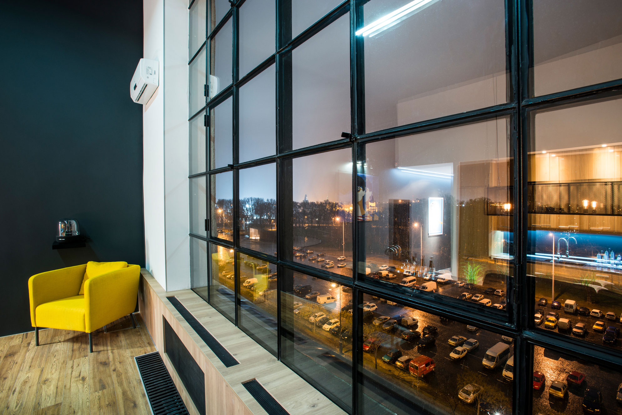 A Stylish Modern Two-Bedroom Apartment with Industrial Features in Budapest, Hungary by Gasparbonta (26)