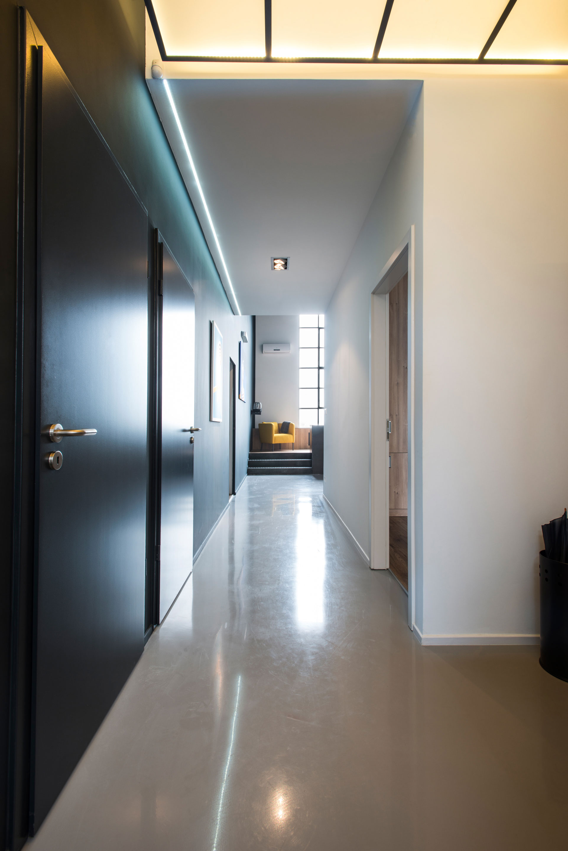 A Stylish Modern Two-Bedroom Apartment with Industrial Features in Budapest, Hungary by Gasparbonta (5)