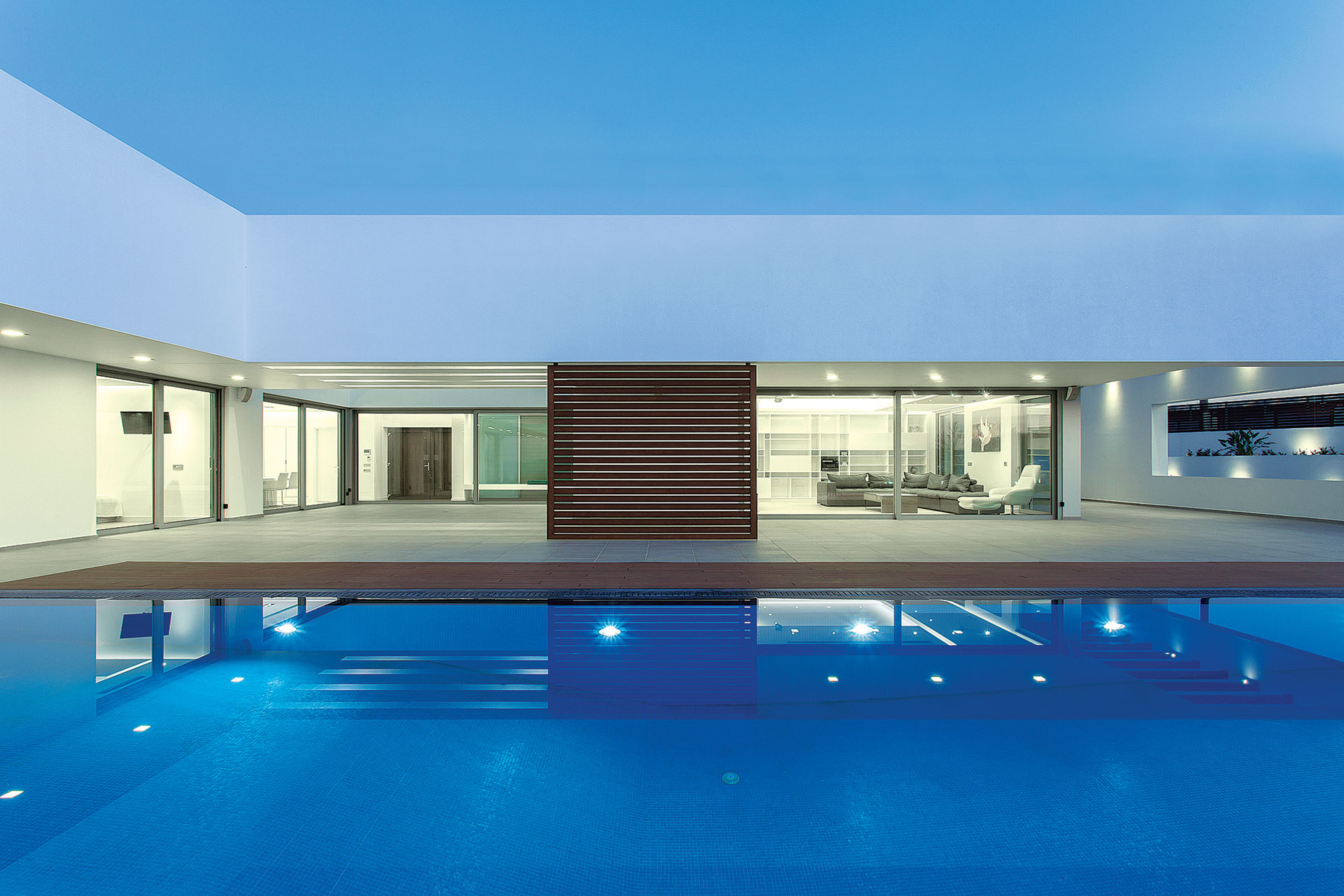 A Stylish and Bright L-Shaped Home with Playful Interiors in Crete, Greece by 3+ architecture (11)