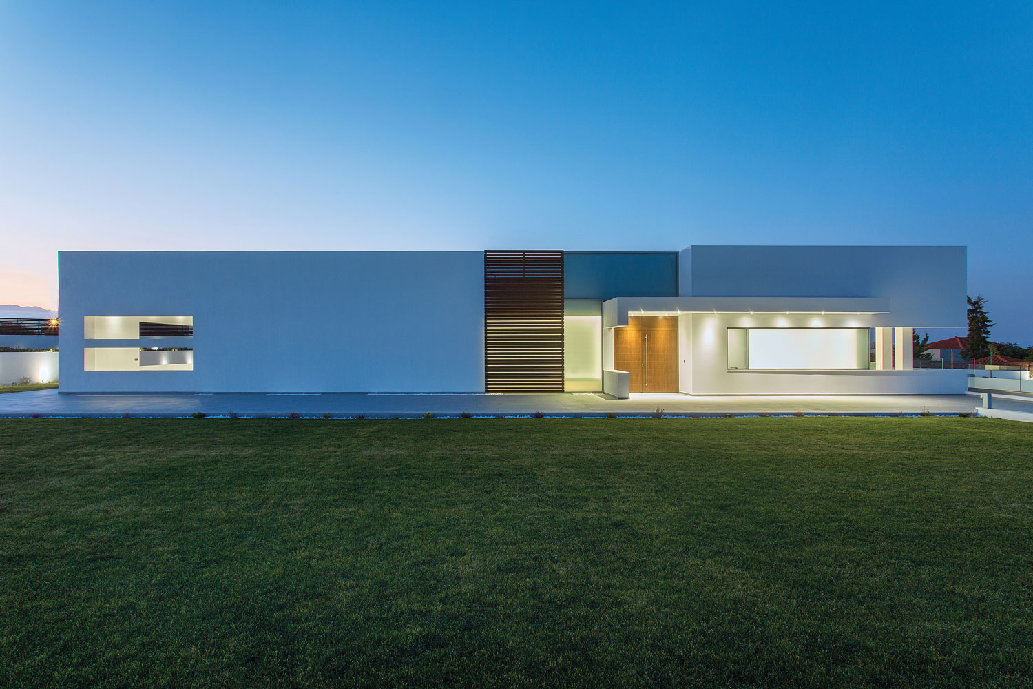 A Stylish and Bright L-Shaped Home with Playful Interiors in Crete, Greece by 3+ architecture (12)