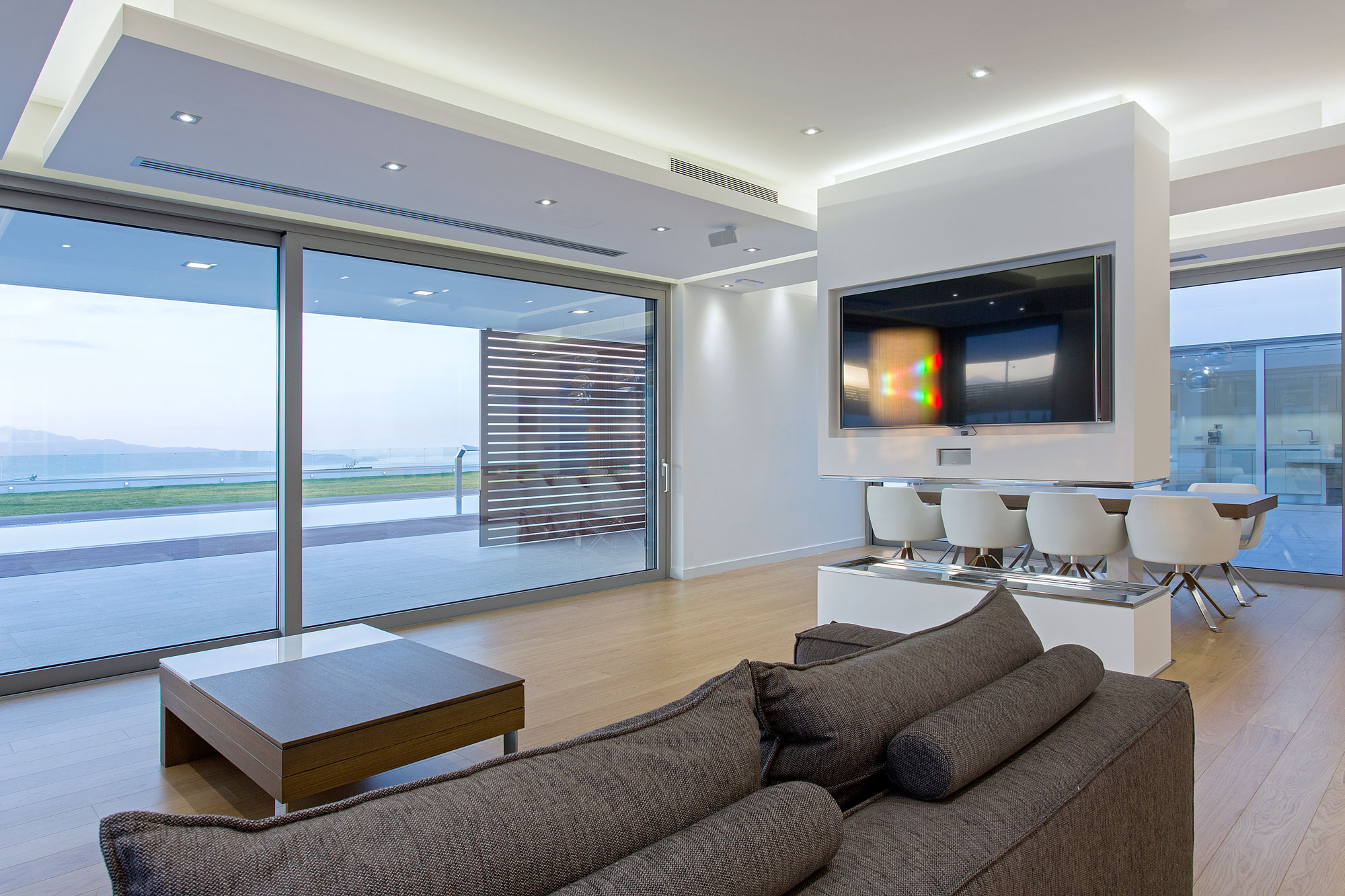 A Stylish and Bright L-Shaped Home with Playful Interiors in Crete, Greece by 3+ architecture (5)